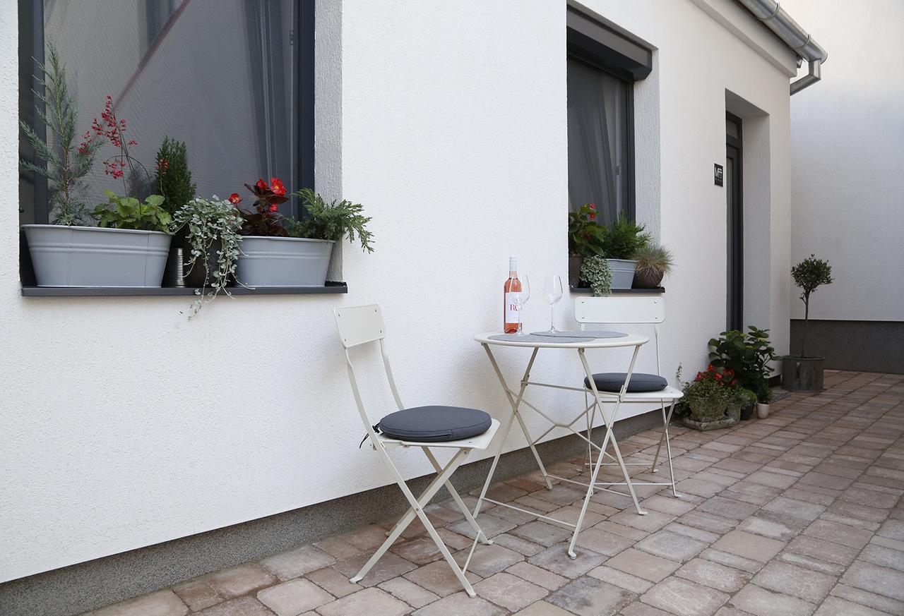 Mini Flat Apartman Pecs Exterior photo